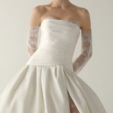 LOOK 1 Amina
